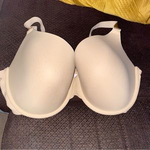 Secret treasures Women Bra. Size 38DD